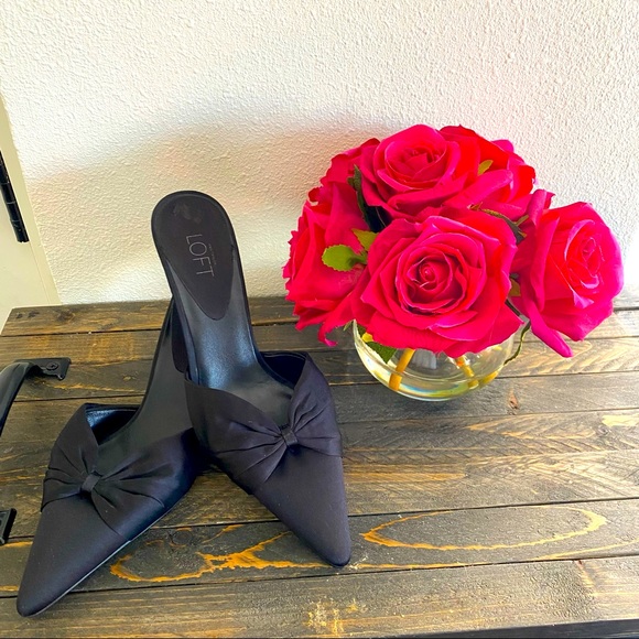 Loft Satin Knife Kitten Heel Mule (size 6M).🌹 - Picture 2 of 13